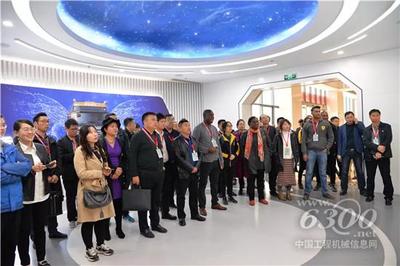 徐工智慧物流園開建在即，全球物流業(yè)代表齊聚徐工汽車探討計算機(jī)網(wǎng)絡(luò)工程施工新篇章